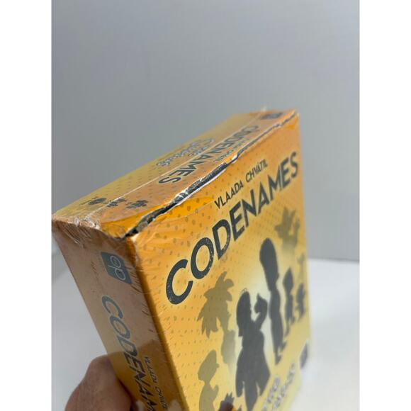 Codenames: The Simpsons Family Edition Board Game NEW SEALED - Picture 3 of 8